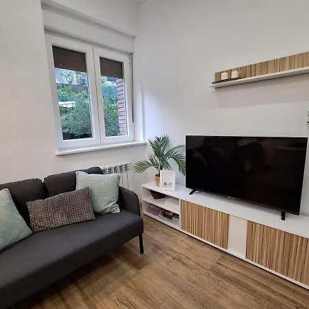 33a03 Apto 4 Pax En Apartman *